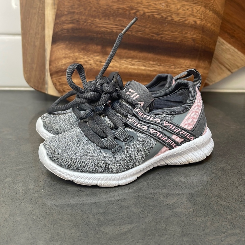FIlA Girl Shoes size 5 pink and grey